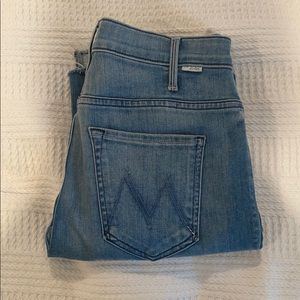 MOTHER Denim The Hustler Two Step Ankle Fray